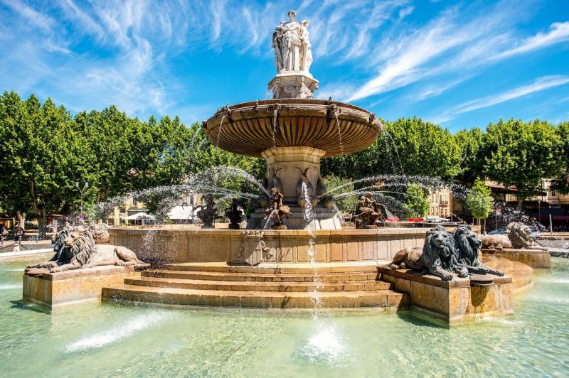 Aix-en-Provence Fontaine La Rotonde